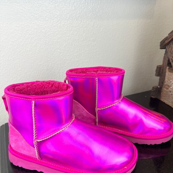 UGG Australia Classic Mini Boots Women's Holographic Hot Pink Size 5 - Picture 5 of 14